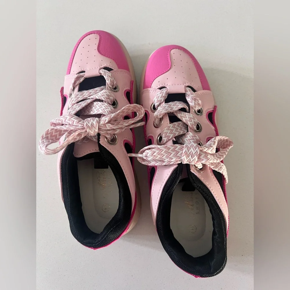 Street style Lace up Skateboard‎ Sneakers Pink Black Women’s Size 9 New With Tag